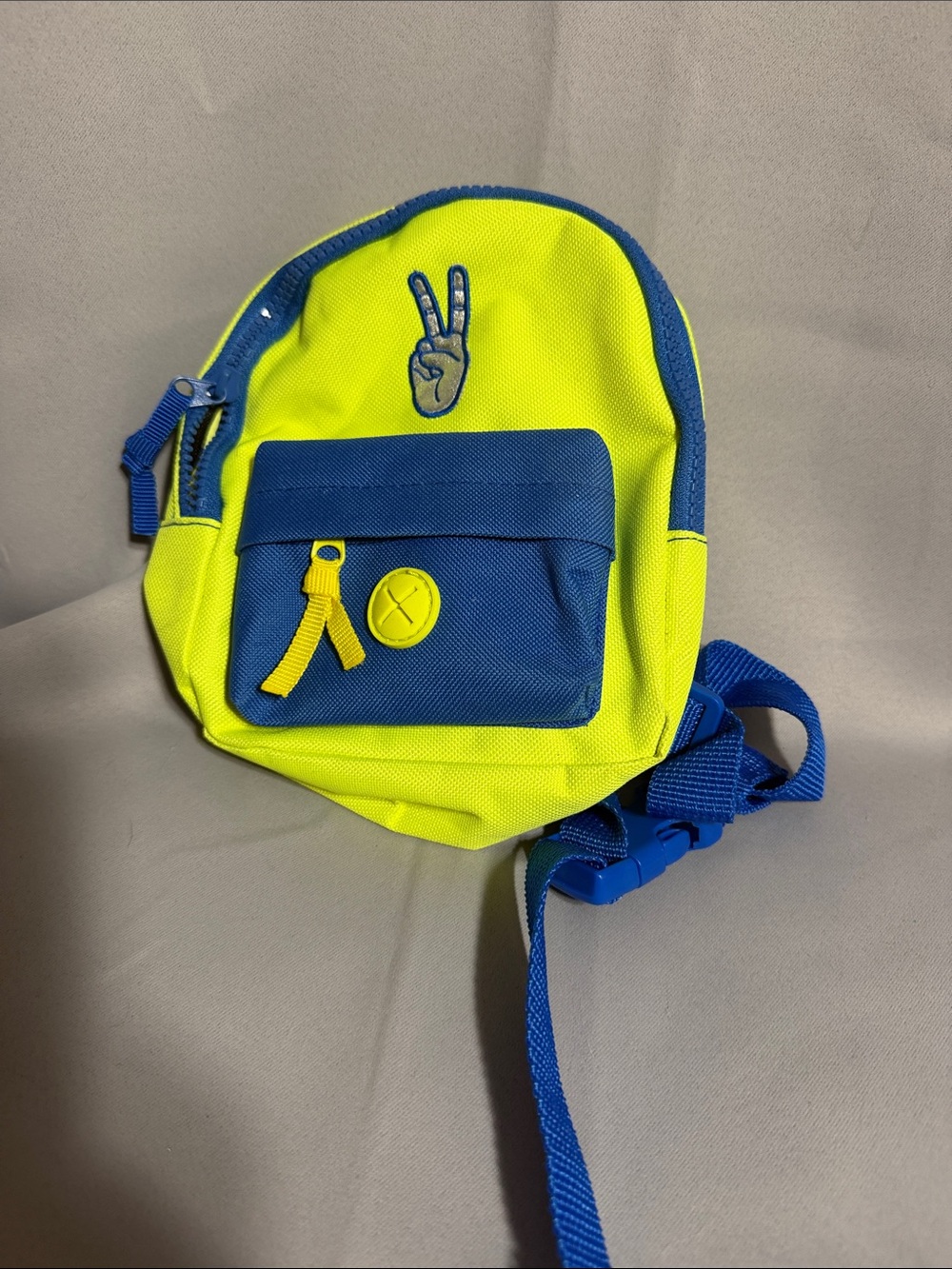 Top Paw Neon Yellow and Blue dog pet Backpack